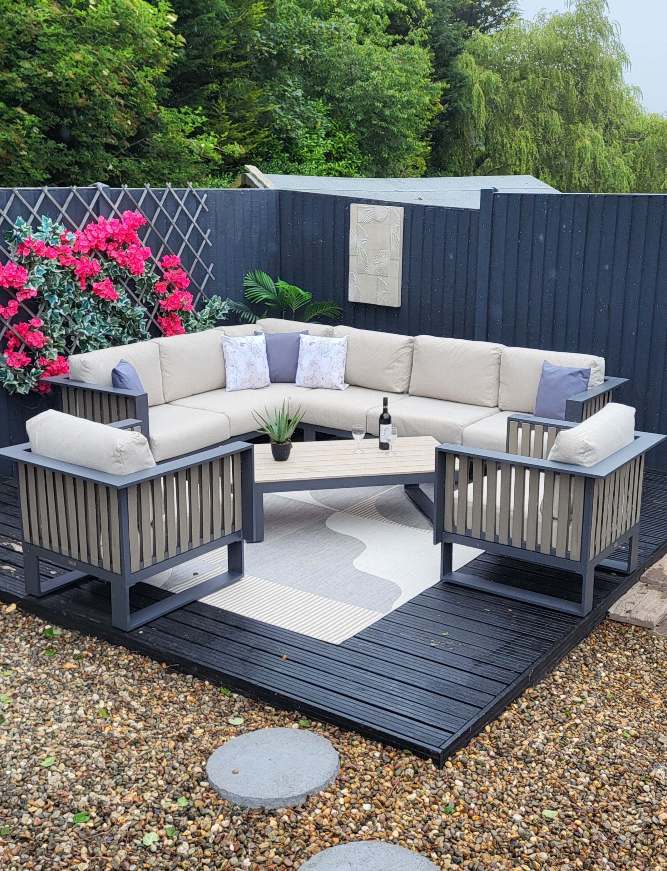 Bologna Outdoor Corner Sofa with 2 Chairs | Garden Impressions