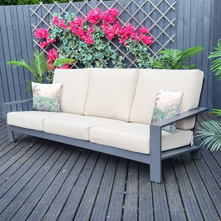 Lincoln Outdoor 3 Seat Sofa | Garden Impressions