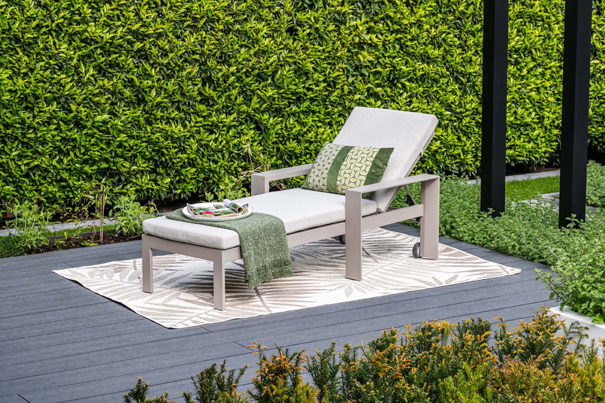 Levanto Sunlounger | Garden Impressions