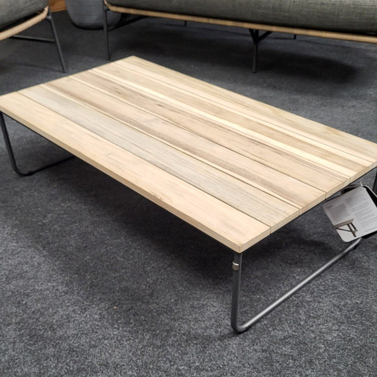 Axel Lounge table