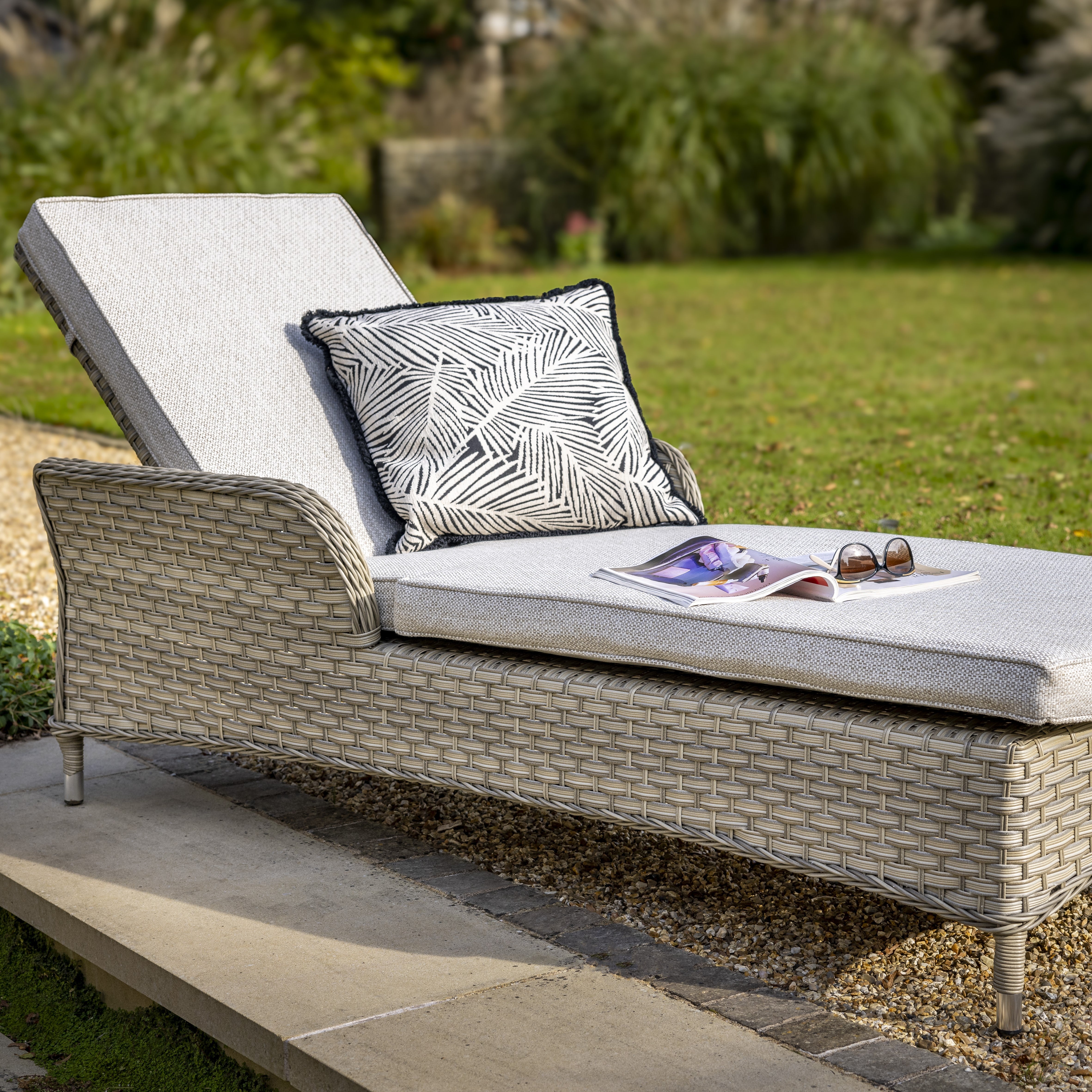 Outdoor Sunlounger - Eton By Hartman